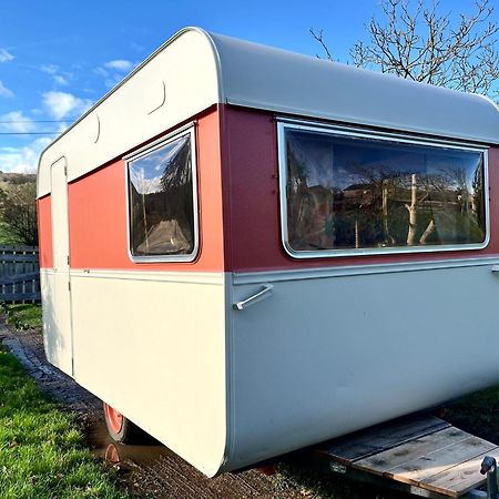 Camping Les Ronds Duval Face Aux Iles Anglo-Normandes Les Moitiers-d'Allonne Exteriör bild