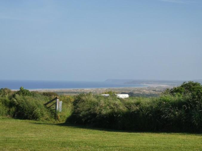 Camping Les Ronds Duval Face Aux Iles Anglo-Normandes Les Moitiers-d'Allonne Exteriör bild
