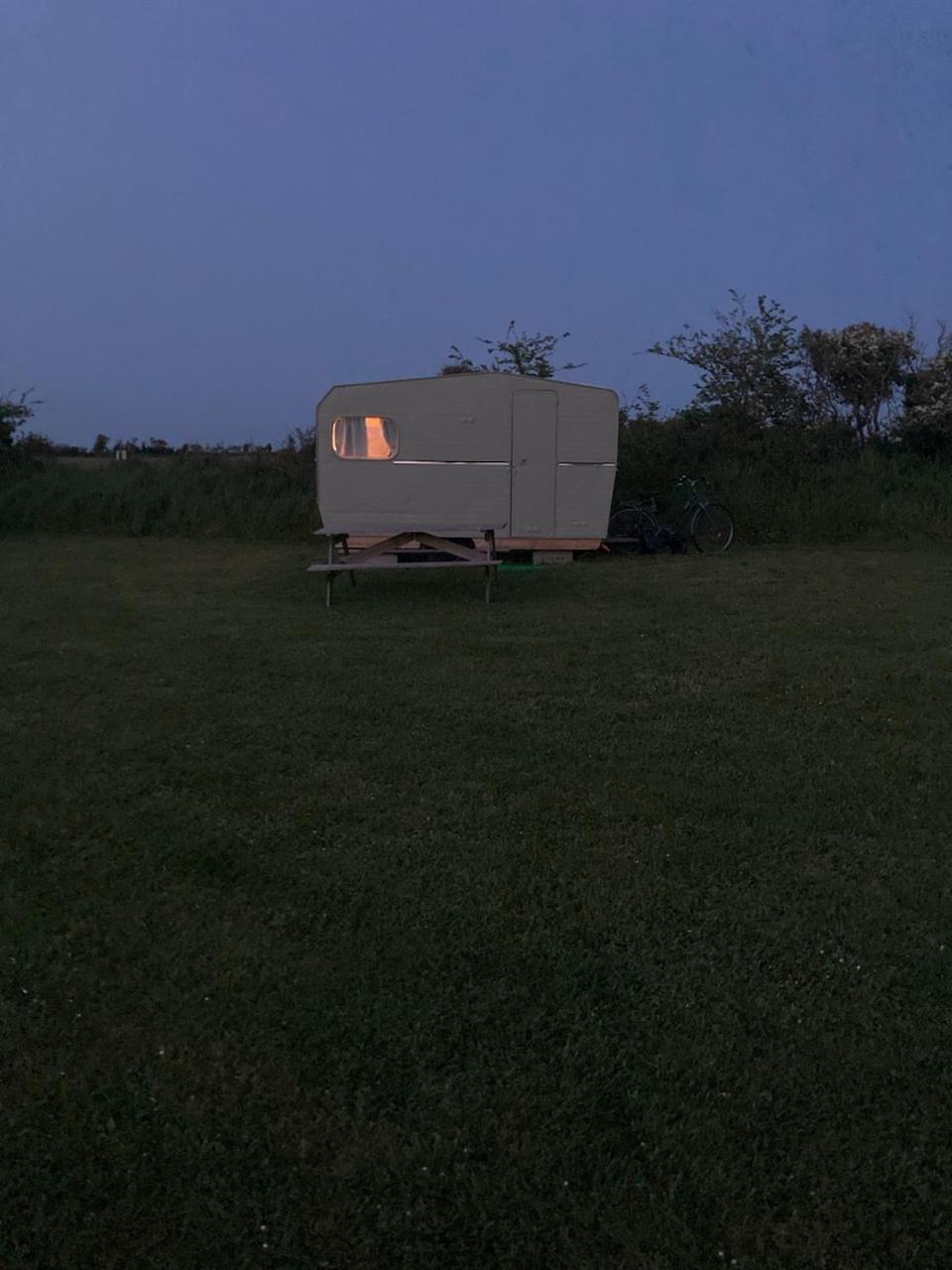 Camping Les Ronds Duval Face Aux Iles Anglo-Normandes Les Moitiers-d'Allonne Exteriör bild