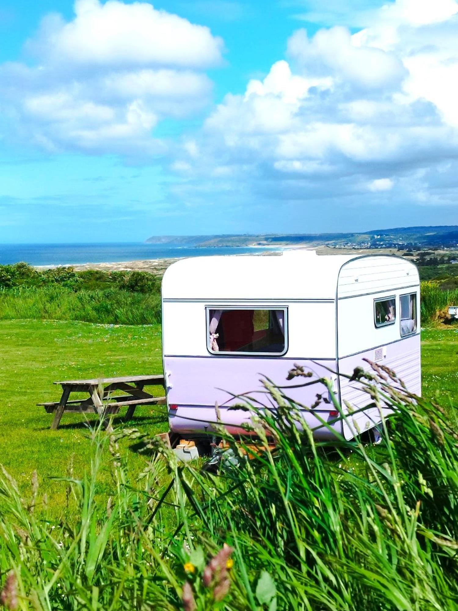 Camping Les Ronds Duval Face Aux Iles Anglo-Normandes Les Moitiers-d'Allonne Exteriör bild
