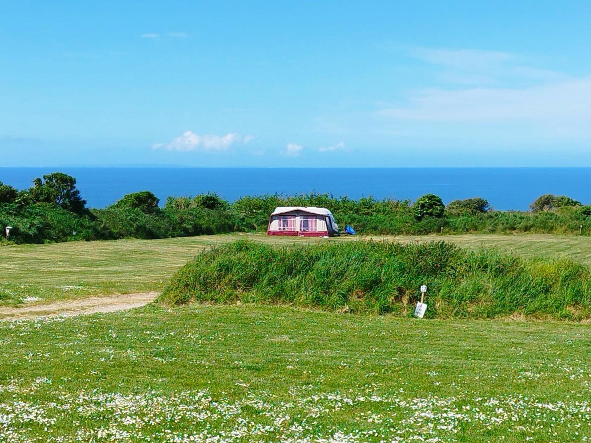 Camping Les Ronds Duval Face Aux Iles Anglo-Normandes Les Moitiers-d'Allonne Exteriör bild