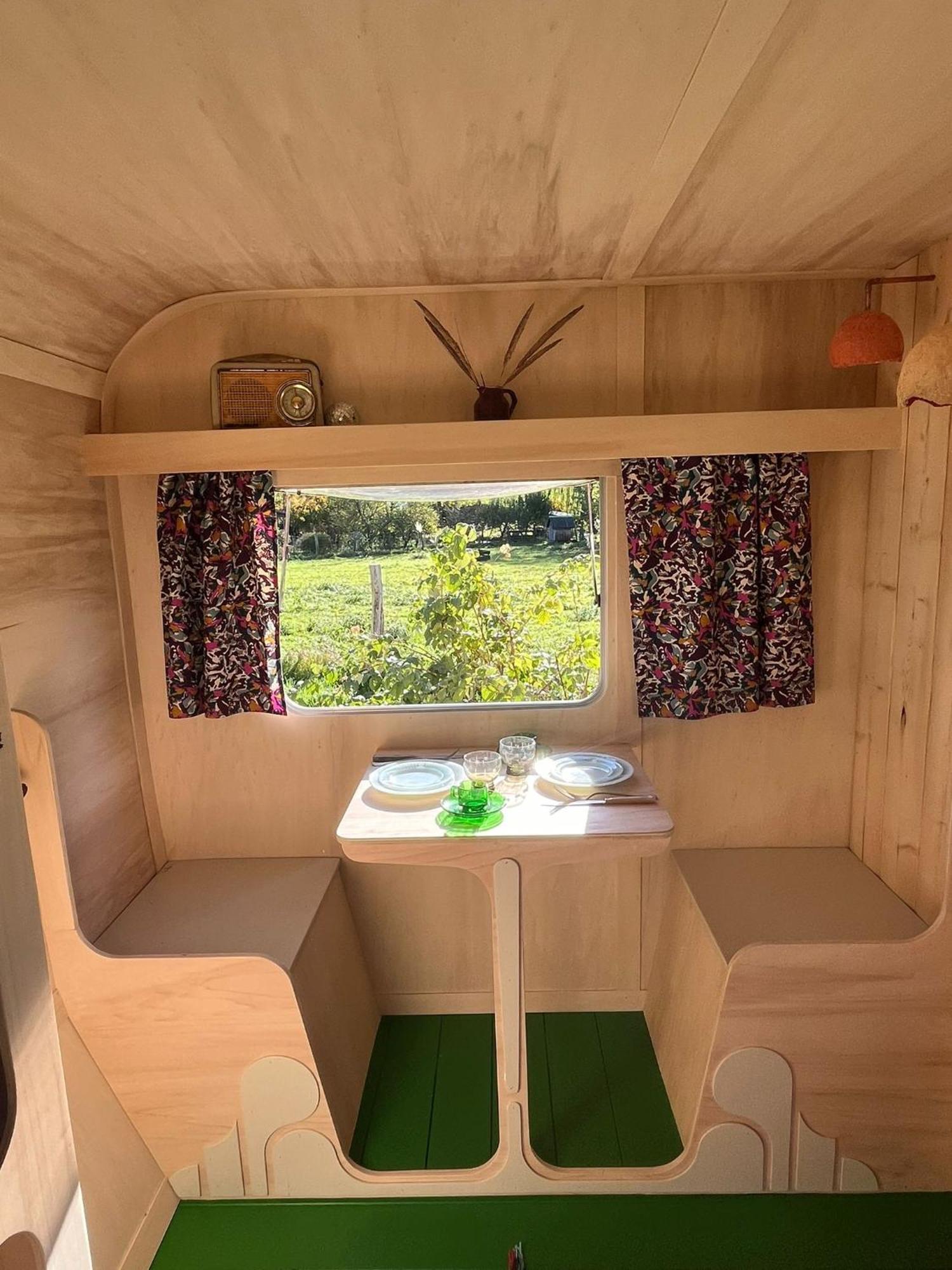 Camping Les Ronds Duval Face Aux Iles Anglo-Normandes Les Moitiers-d'Allonne Exteriör bild