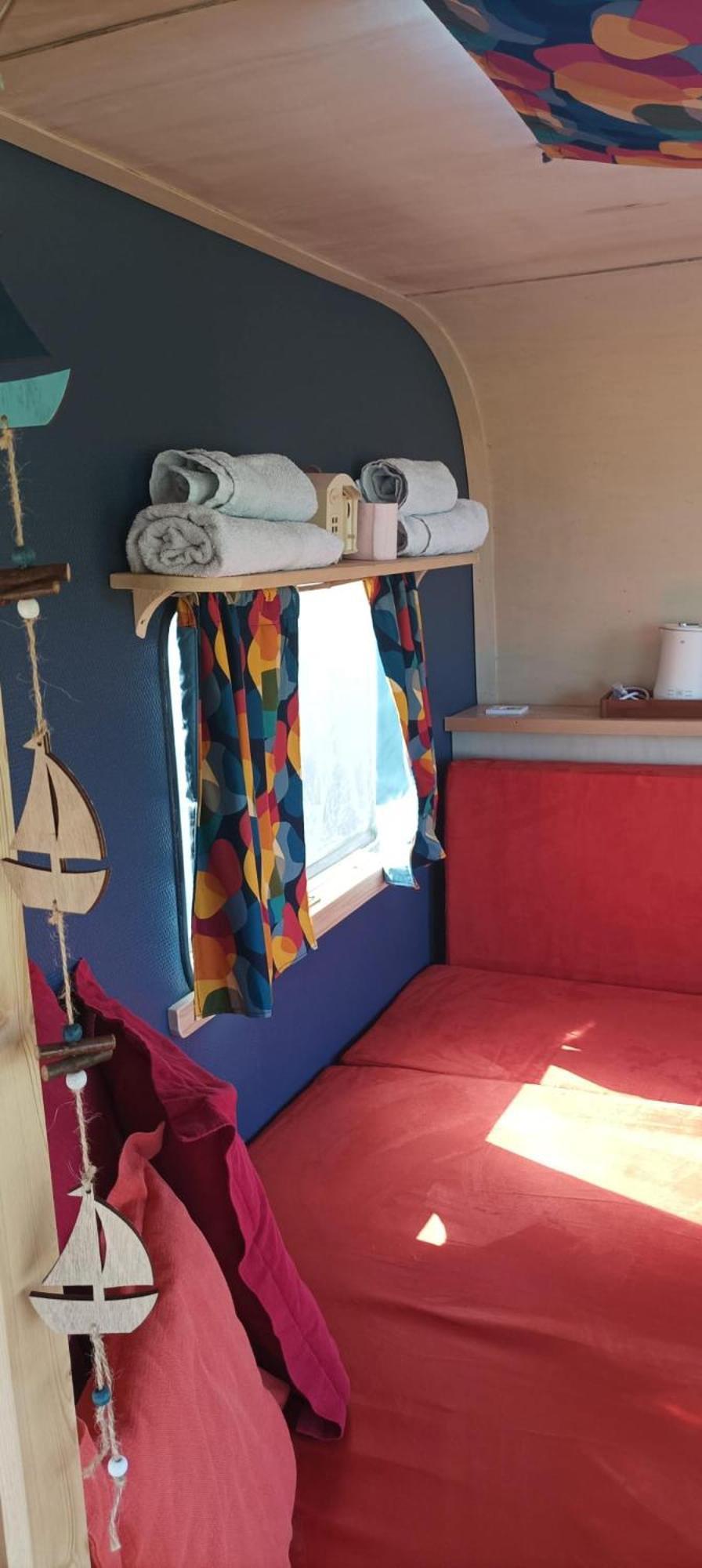 Camping Les Ronds Duval Face Aux Iles Anglo-Normandes Les Moitiers-d'Allonne Exteriör bild